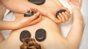 Why Do High-Pressure Professionals in South Delhi Prefer Luxury Wellness at Home?